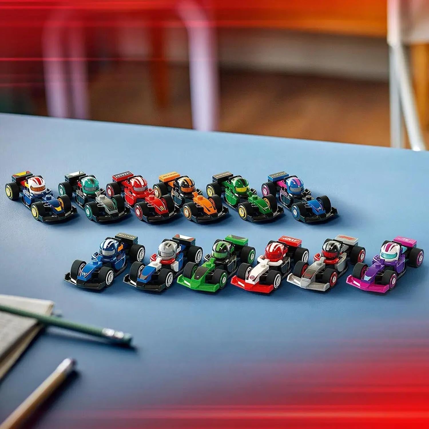 LEGO F1 Collectible Race Cars Mini Buildable F1 Race Car Series (Mystery Box)